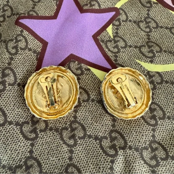 Vintage 90’s CHANEL Clip Ons with Braided Gold